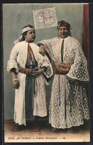 AK Femmes Mauresque, maurische Frauen in landestypischen Trachten, arabische Volkstypen