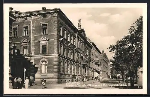 AK Gumbinnen, Friedrich-Wilhelm-Strasse mit Reichspostdirektion