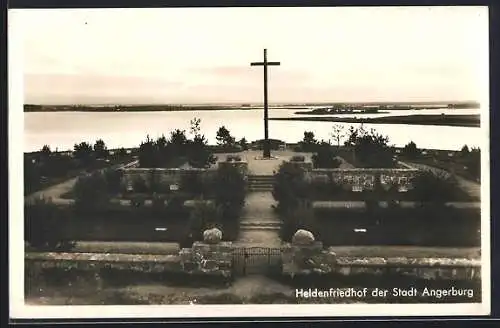 AK Angerburg, Heldenfriedhof