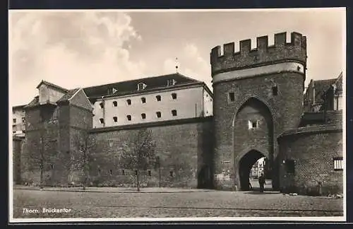AK Thorn / Torun, Strasse am Brückentor