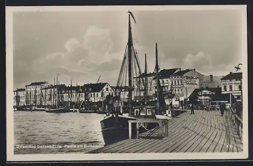 AK Swinemünde, Ostseebad, Partie am Bollwerk