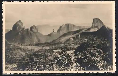 AK Adi Arcai, Asmara-Gondar road, View of the Semien mountain-chain