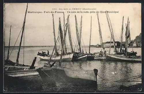 AK Fort-de-France, Un coin de la rade, près du Quai-Municipal