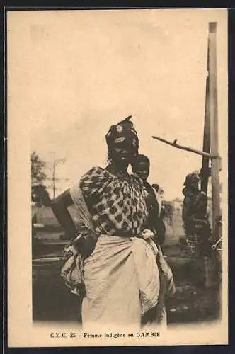 AK Gambie, Femme indigene