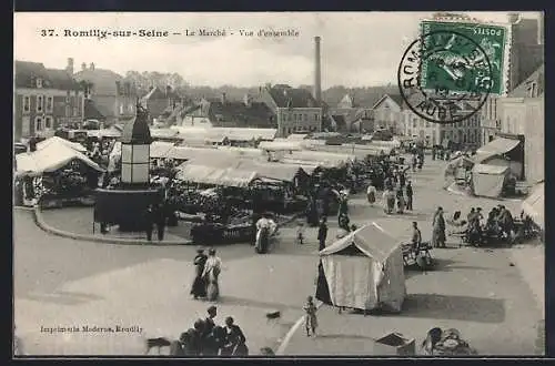 AK Romilly-sur-Seine, Le Marché, Vue d`ensemble