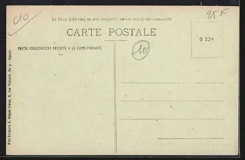 AK Romilly-sur-Seine, Rue Gornet-Boivin animée avec passants