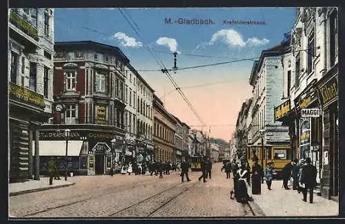 AK M.-Gladbach, Krefelderstrasse mit Geschäften und Strassenbahn