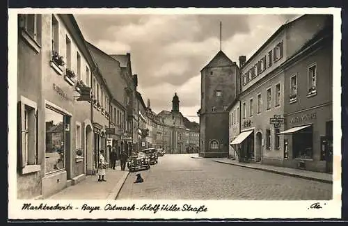 AK Marktredwitz, Strasse mit Adler-Apotheke und Geschäften