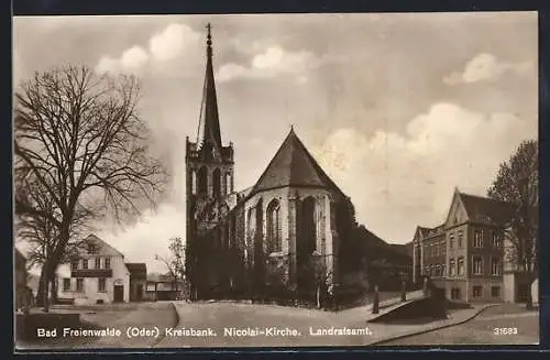 AK Bad Freienwalde /Oder, Kreisbank mit Nikolai-Kirche und Landratsamt