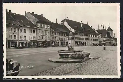 AK Aarberg, Brunnen am Marktplatz