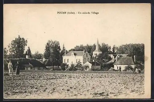 AK Pouan, Un coin du village