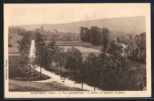 AK Courteron, Vue panoramique, A droite, on apercoit la Seine