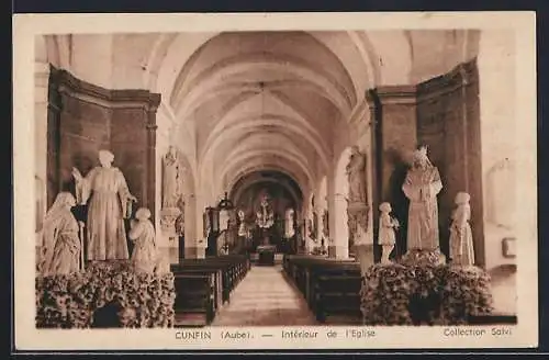 AK Cunfin, Intérieur de l`Église