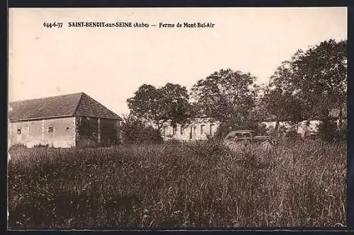 AK Saint-Benoît-sur-Seine, Ferme de Mont-Bel-Air dans un paysage champêtre