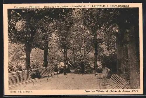 AK Pont-Hubert, Sous les tilleuls et statue de Jeanne d`Arc