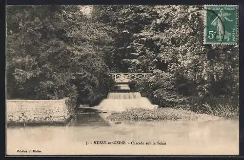 AK Mussy-sur-Seine, Cascade sur la Seine