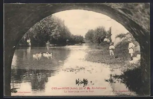 AK Gyé-sur-Seine, La Seine prise sous le Pont