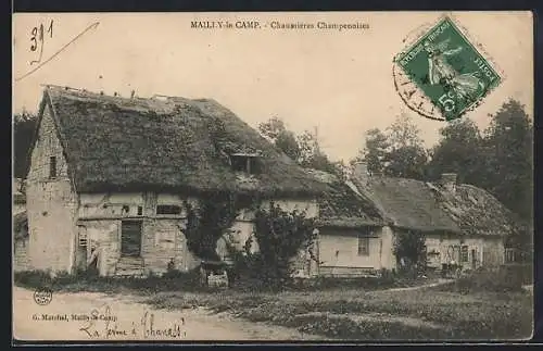 AK Mailly-le-Camp, Chaumières Champenoises