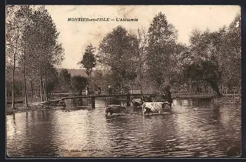 AK Montier-en-l`Isle, L`Abreuvoir avec vaches et pont en arrière-plan