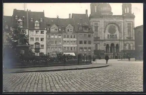 Foto-AK Nürnberg, Hans-Sachs-Platz mit Synagoge