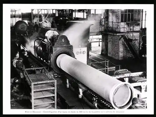Fotografie unbekannter Fotograf, Ansicht Pont-a-Mousson, Fabrik zur Herstellung von Gussrohren