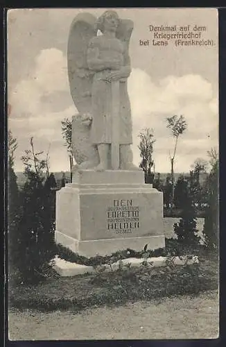AK Denkmal auf dem Kriegerfriedhof bei Lens