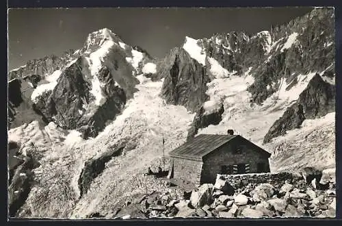 AK Cabande Dufour à la Neuvaz C.A.S., Berghütte mit Mt. Dolent und Aig. Rouges