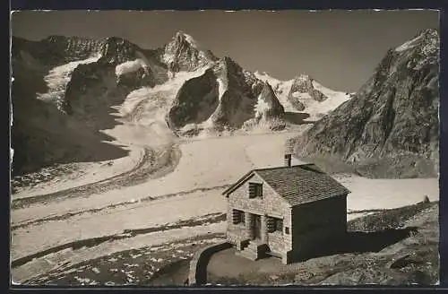 AK Oberaletsch-Hütte, Berghütte am Nesthorn, Breithor, Lonzahörner, Belchfirn und Oberaletschgletscher