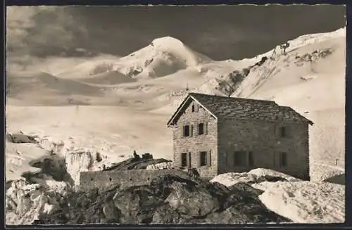 Foto-AK Emanuel Gyger: Saas-Fee, Berggasthaus Langefluh mit Allalinhorn