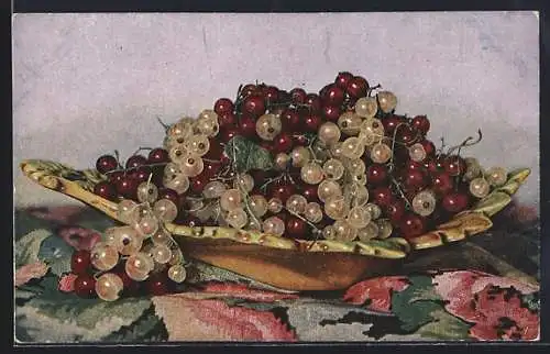 AK Stachelbeeren in einer Schale