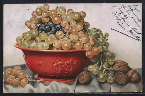 AK Schale mit Weintrauben neben Walnüssen, Obst