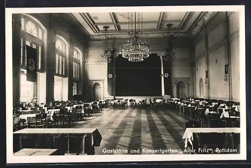 AK Potsdam, Gaststätte-Konzertgarten Alter Fritz P. Bossek, Bühnensaal mit n