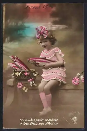 AK Mädchen mit Fischen in einem Korb, 1. April
