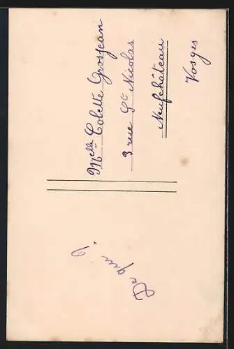 AK Dame mit Fisch in den Händen, 1. April