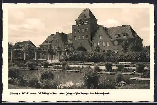 AK Elbing, Blick vom Volksgarten zur Jugendherberge im Turmhaus