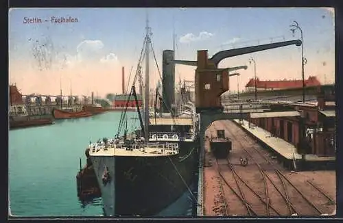 AK Stettin, Freihafen mit Frachtschiff Volo an der Pier