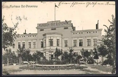 AK Ost-Dievenow, Kurhaus mit Parkanlage