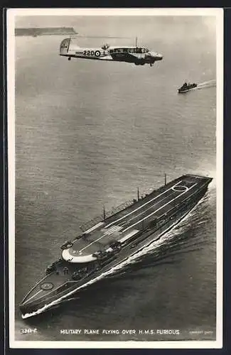 AK Kriegsschiff H.M.S. Furious in voller Fahrt