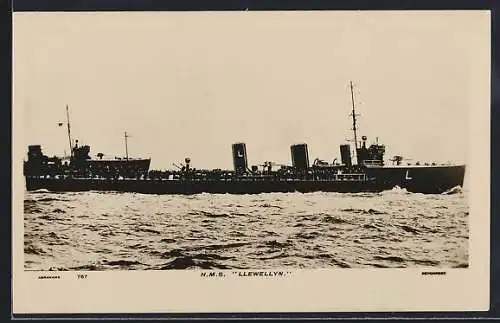 AK HMS Llewellyn in Fahrt