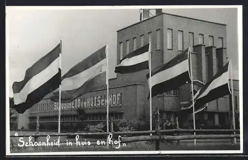 AK Utrecht, Schoonheid in huis en hof