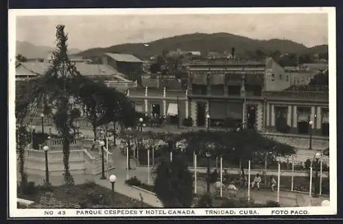 AK Trnidad, Parque Cespedes y Hotel Canada