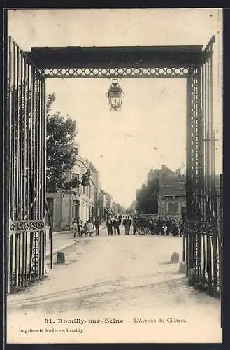 AK Romilly-sur-Seine, L`Avenue du Château