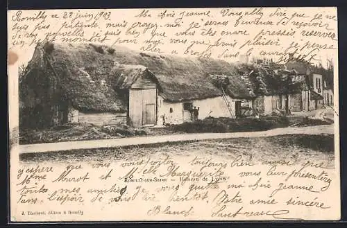 AK Romilly-sur-Seine, L`Hôpital de la Rivière et maisons au toit de chaume