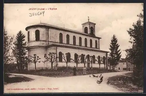 AK Jeugny, L`Église et scène de village avec des habitants et des poules