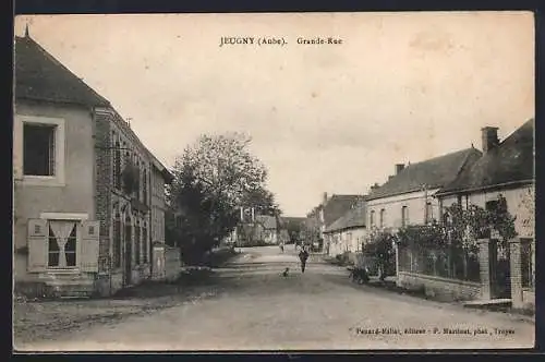 AK Jeugny, Grande Rue animée avec passants et maisons de village