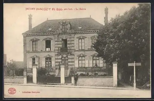 AK Jeugny, La Mairie avec clôture et arbres adjacents