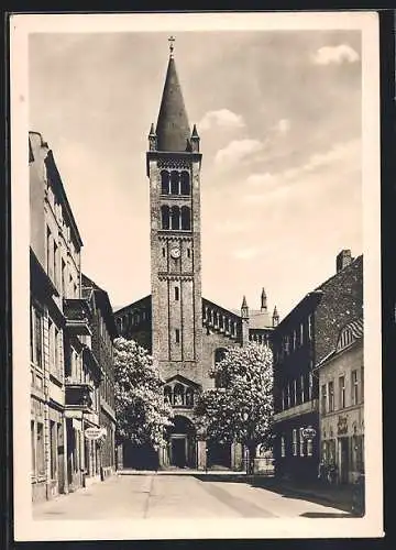 AK Potsdam, Brandenburger Strasse mit Katholischer Kirche