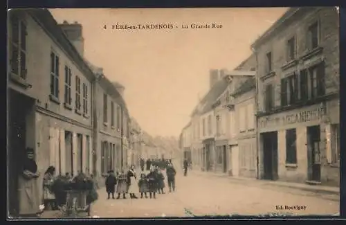 AK Fère-en-Tardenois, La Grande Rue