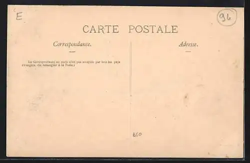 AK Ivry-sur-Seine, Gare d`Ivry-Chevaleret, Bahnhof mit Passanten
