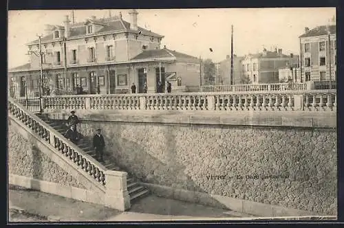 AK Vitry, La Gare